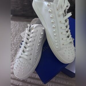 Stuart Weitzman Foldable Heel White Sneakers with Pearl Details